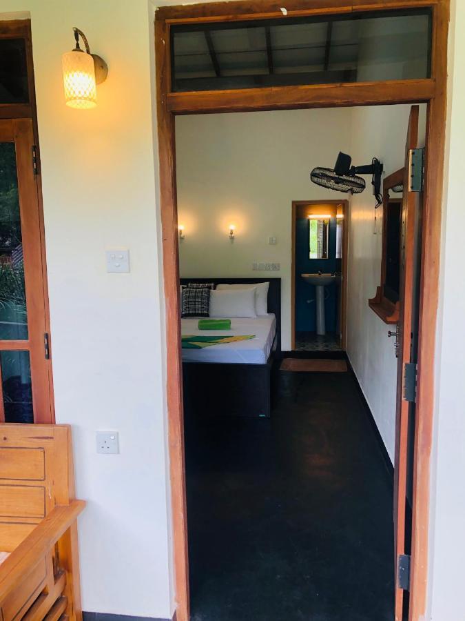 Hotel Sigiri Liya Rest Sigiriya Esterno foto