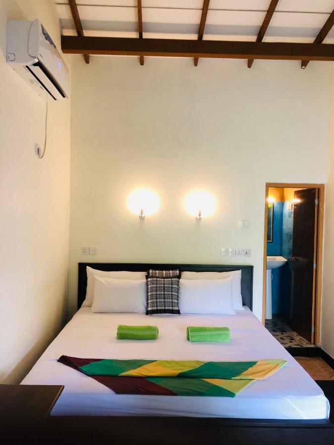 Hotel Sigiri Liya Rest Sigiriya Esterno foto